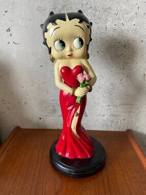 Large Vintage Betty Boop Red Dress Statue Holding Flowers 17” Unmarked